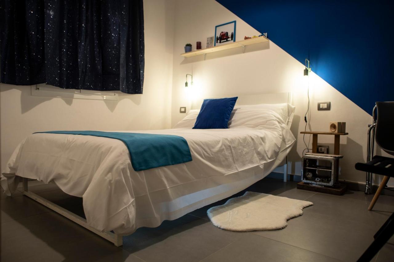 Hotel R&B La Pomposa Dei Motori à Modène Extérieur photo